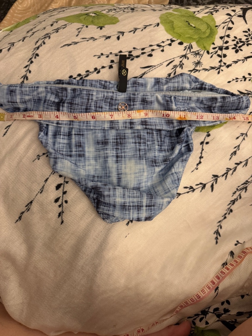 Women’s Swim separates 4 Tops and 1 Bottom. Yellow, coral, Navy, Maroon, - Picture 16 of 16